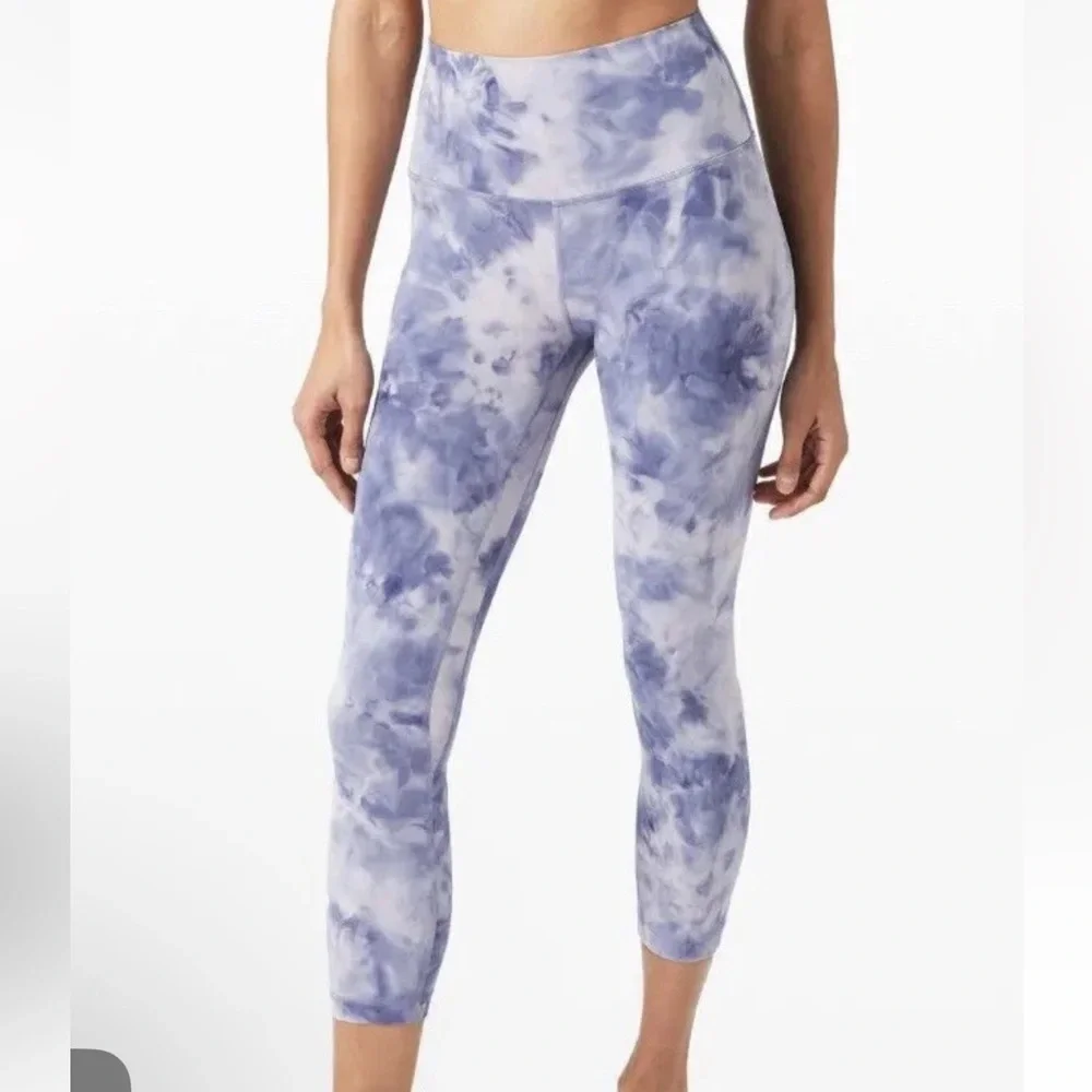 Lululemon Align 23” Crop - Diamond Dye Iced Iris Peri Purple Size 4